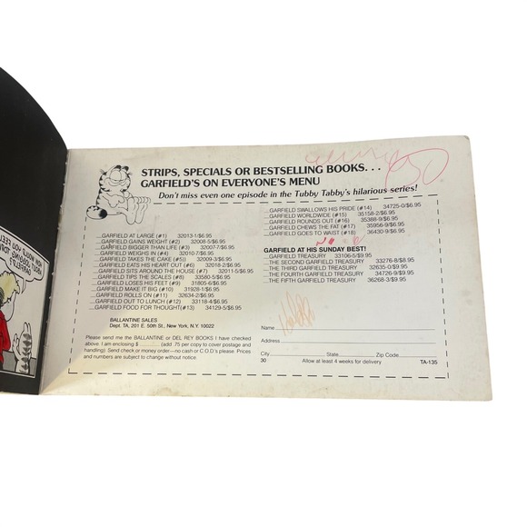 Vtg Garfield Goes to Waist Comic Jim Davis 18th Book FIRST EDITION 1990  READ - Picture 14 of 16